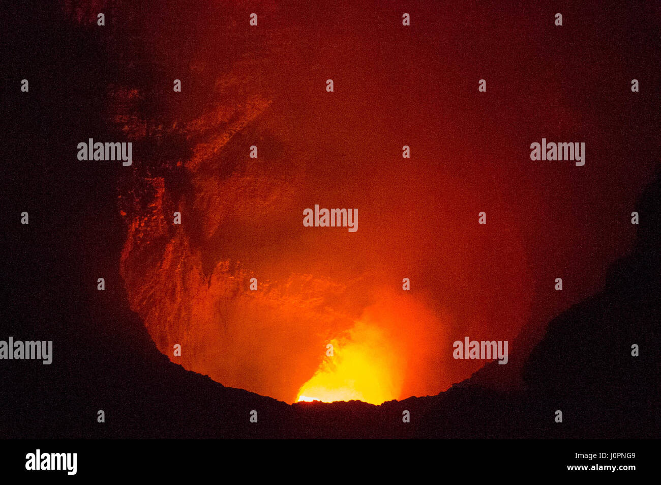 Vulkan Massaya in Nicaragua - Ansicht im Krater mit Lava und Magma 2017 Stockfoto