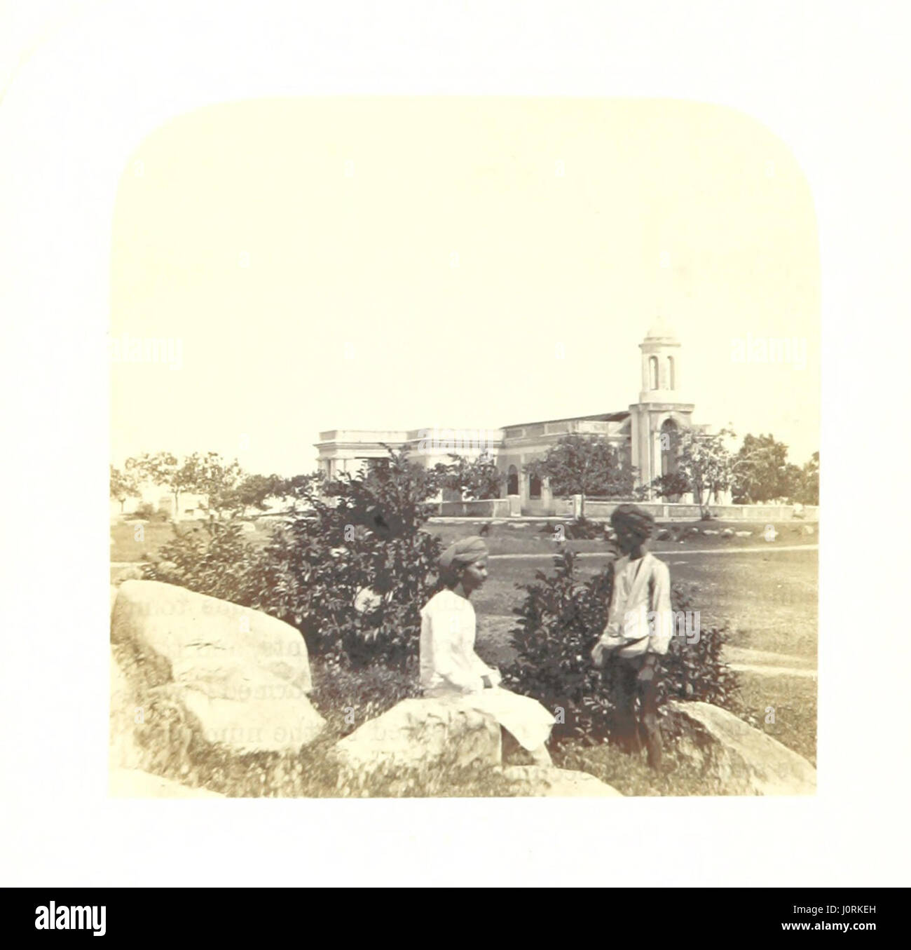 Diese Fotosammlung fängt das Wesen von Hyderabad und Secunderabad in Indien ein, mit Bildern, die das lokale Leben, die Architektur und kulturelle Szenen darstellen, die mit beschreibendem Text bearbeitet wurden, um Kontext zu schaffen. Stockfoto