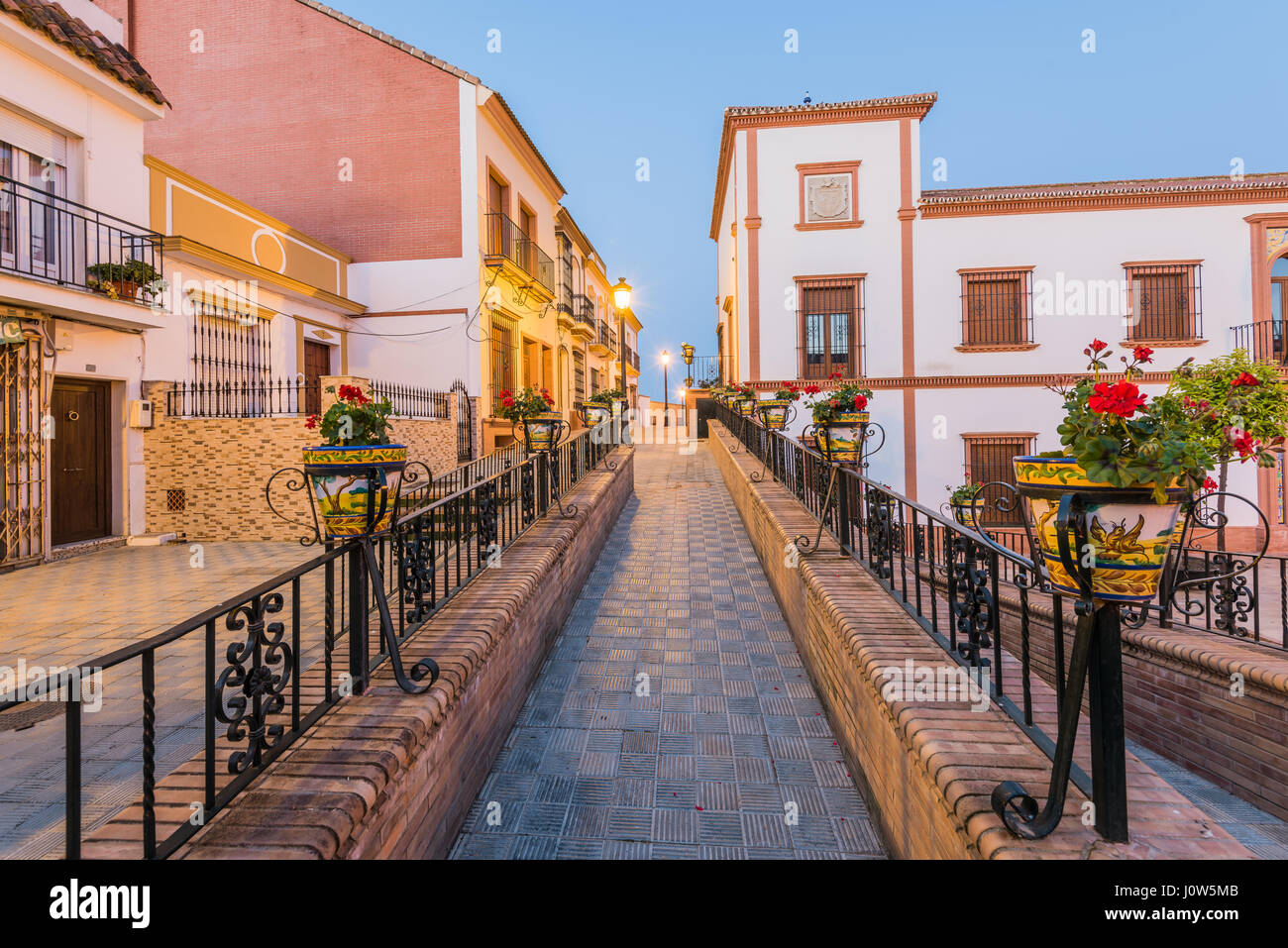 Schöne Stadt Plaza in Palos De La Ffrontera, Huelva, Spanien.  Christopher Colomb Abfahrt nach Amerika vor 425 Jahren entdecken. Stockfoto