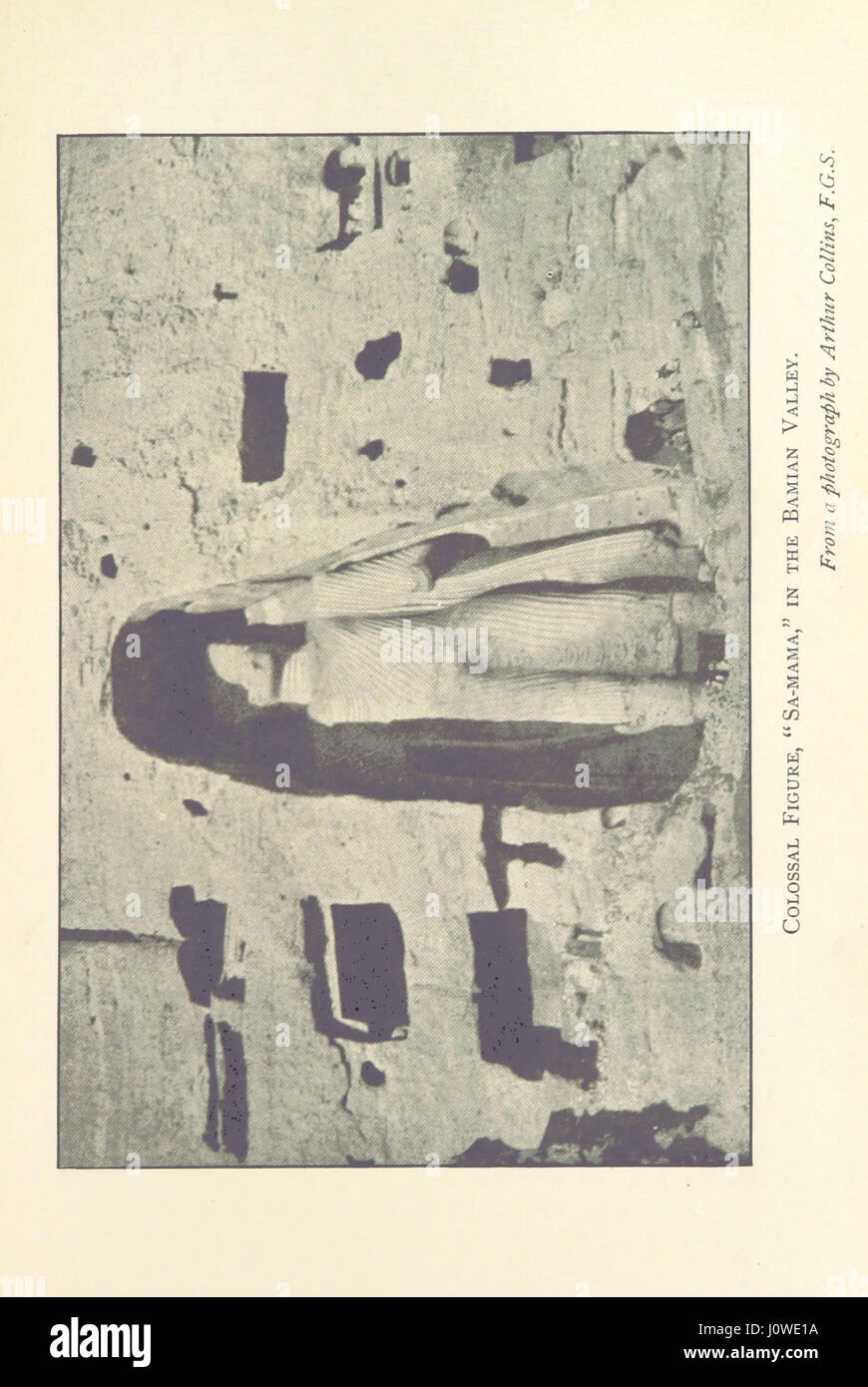 Diese Erzählung erzählt Erfahrungen und Beobachtungen vom Hof des Ameer von Afghanistan und gibt Einblicke in das politische und kulturelle Leben der Region. Das Buch beschreibt die Machtdynamik, Traditionen und Rituale des afghanischen Königshofes. Stockfoto