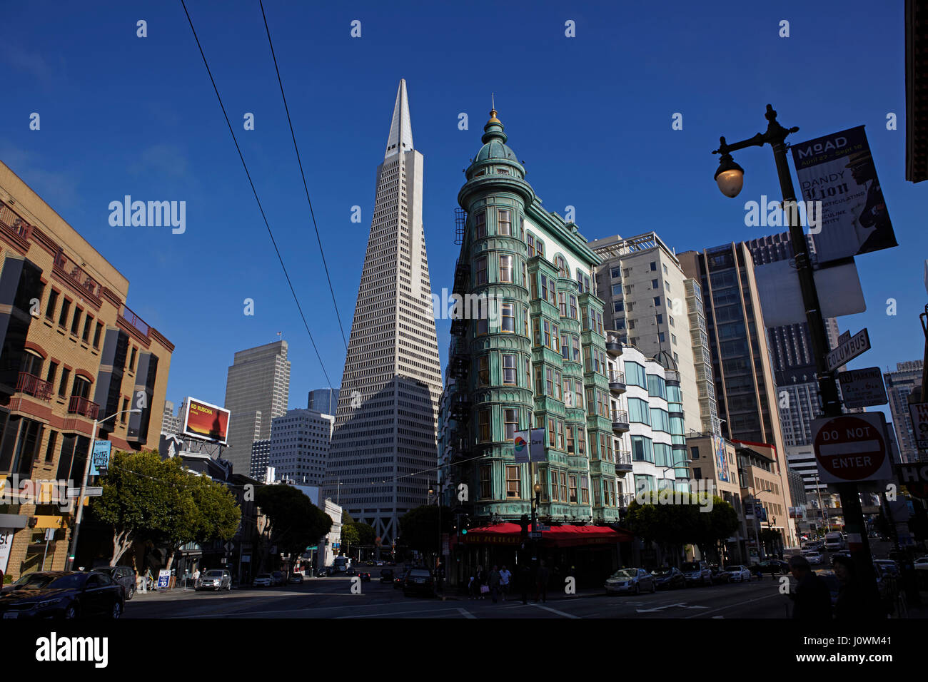 Financial District und Transamerica Pyramid in San Francisco, Kalifornien, USA Stockfoto