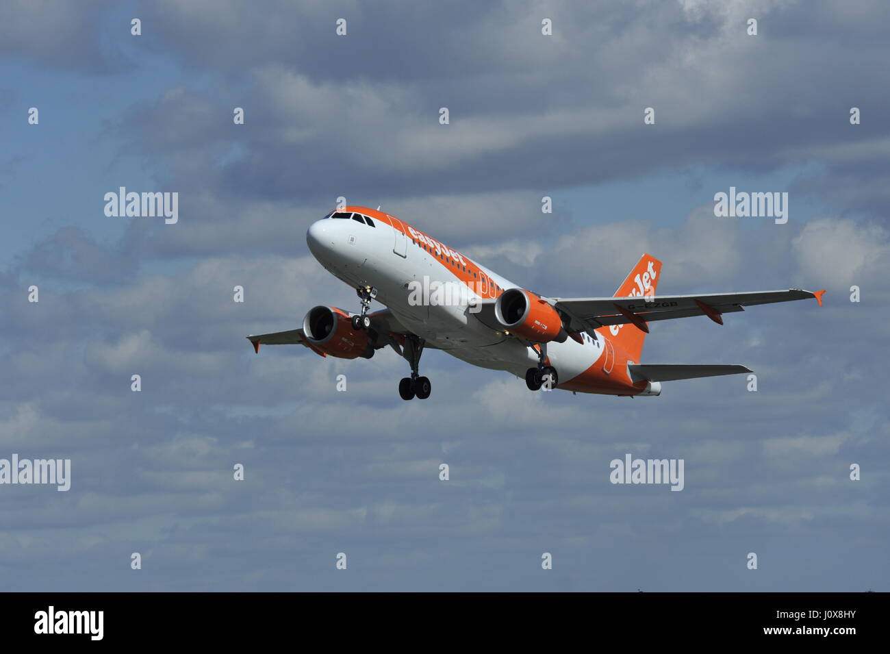 EasyJet niedrigen Kosten am Flughafen Bristol startende Flugzeuge Stockfoto