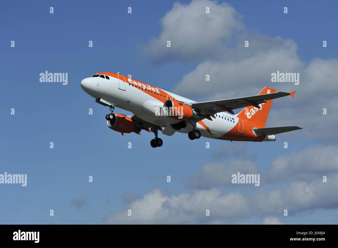 EasyJet niedrigen Kosten am Flughafen Bristol startende Flugzeuge Stockfoto