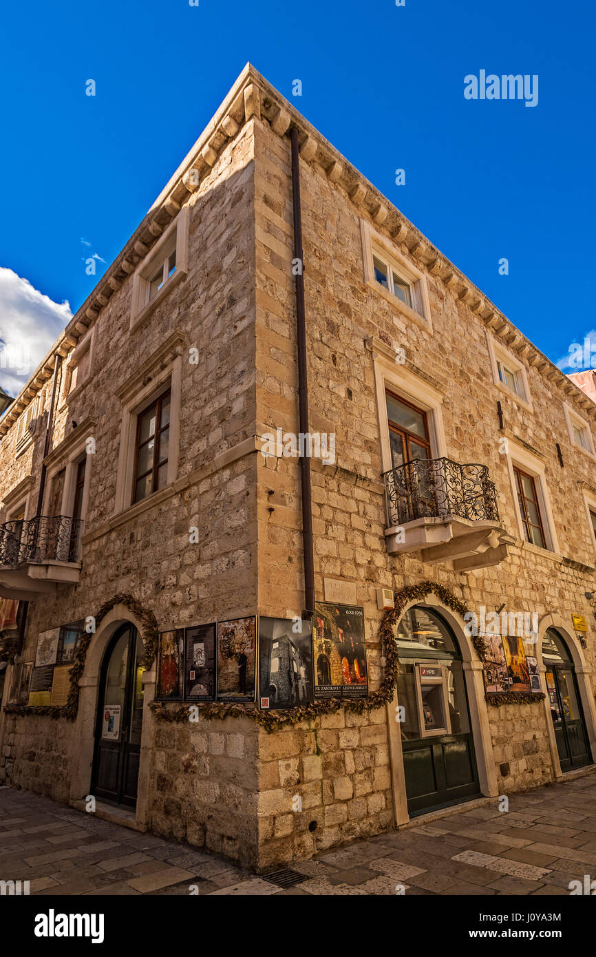 Kroatien-Dalmatien-Dubrovnik alte Stadtansicht - Heimat durch den Krieg zerstört und wieder aufgebaut, die zwischen Ulica Široka und Od Puca gelegen Stockfoto