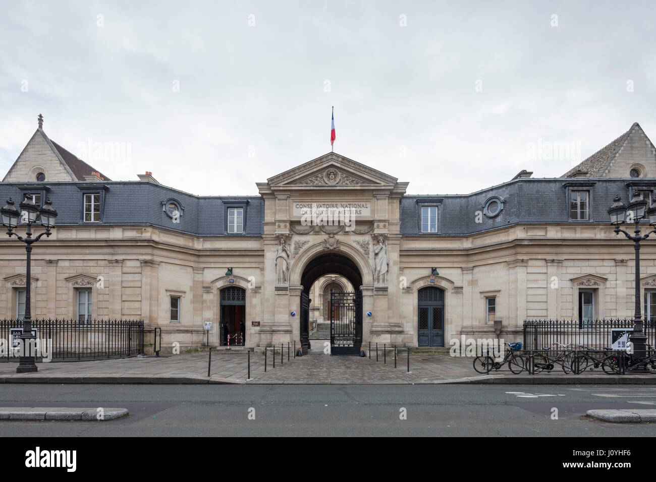 Fassade der The Conservatoire National des Arts et Métiers (CNAM) oder nationalen Conservatoire des Arts et Métiers, Paris, Frankreich Stockfoto