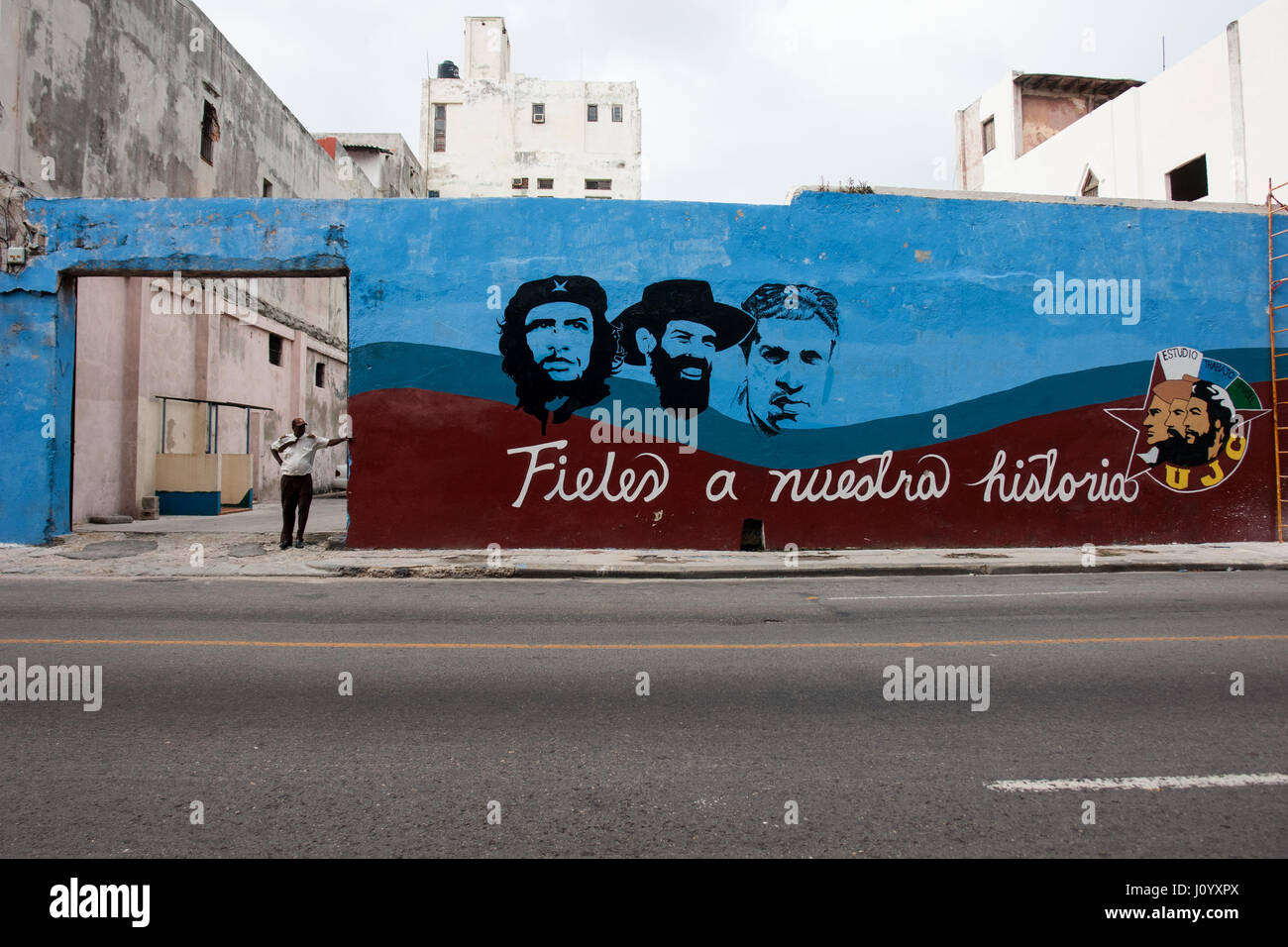 Wand-Paiting für die junge kommunistische Liga in Havanna, Kuba Stockfoto