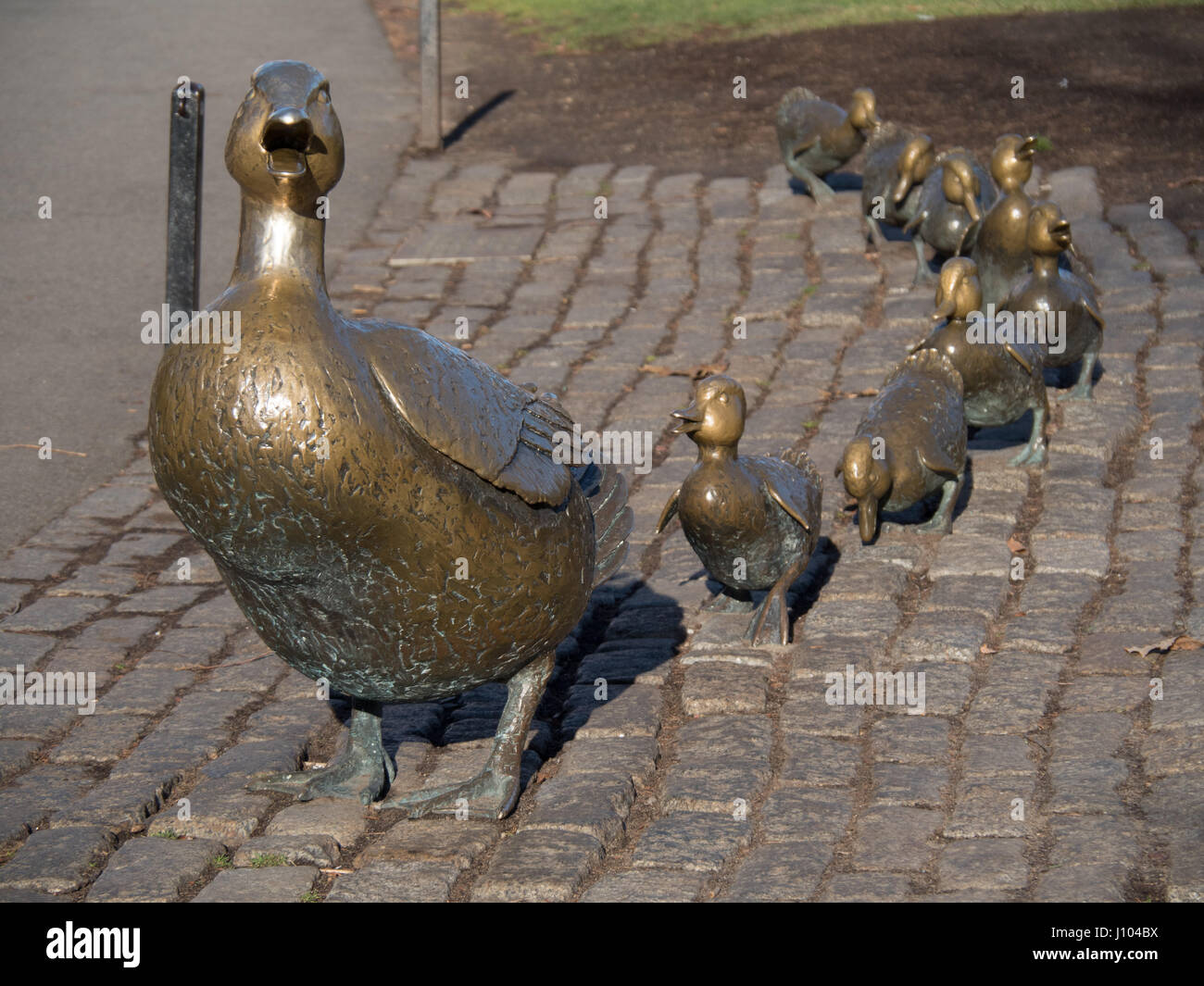 Machen Sie Weg für Entenküken Statue in Boston Common Stockfoto