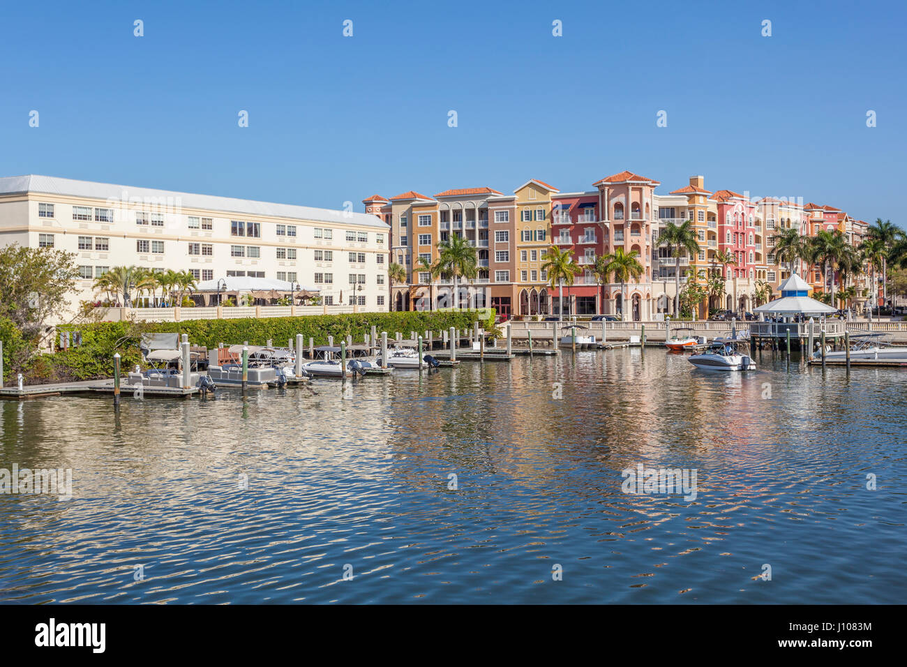 Bayfront Gebäude in der Stadt Neapel. Florida, United States Stockfoto