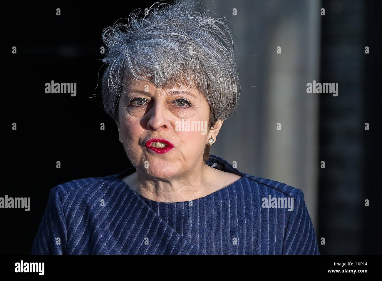 Downing Street. London, UK. 18. April 2017. Premierminister Theresa Mai ruft eine allgemeine Wahl für das Vereinigte Königreich am 8. Juni 2017 stattfinden. Bildnachweis: Dinendra Haria/Alamy Live-Nachrichten Stockfoto