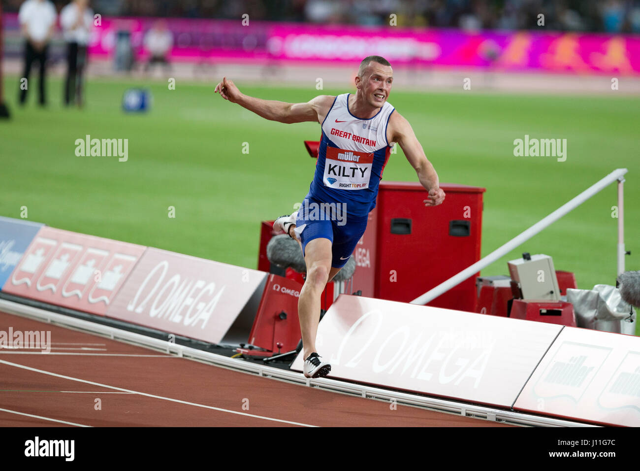Richard Kilty (GBR), im Wettbewerb mit der Herren 100m Finale in London, Vereinigtes Königreich, IAAF Diamond League Jubiläumsspiele. 22. Juli 2016 Stockfoto