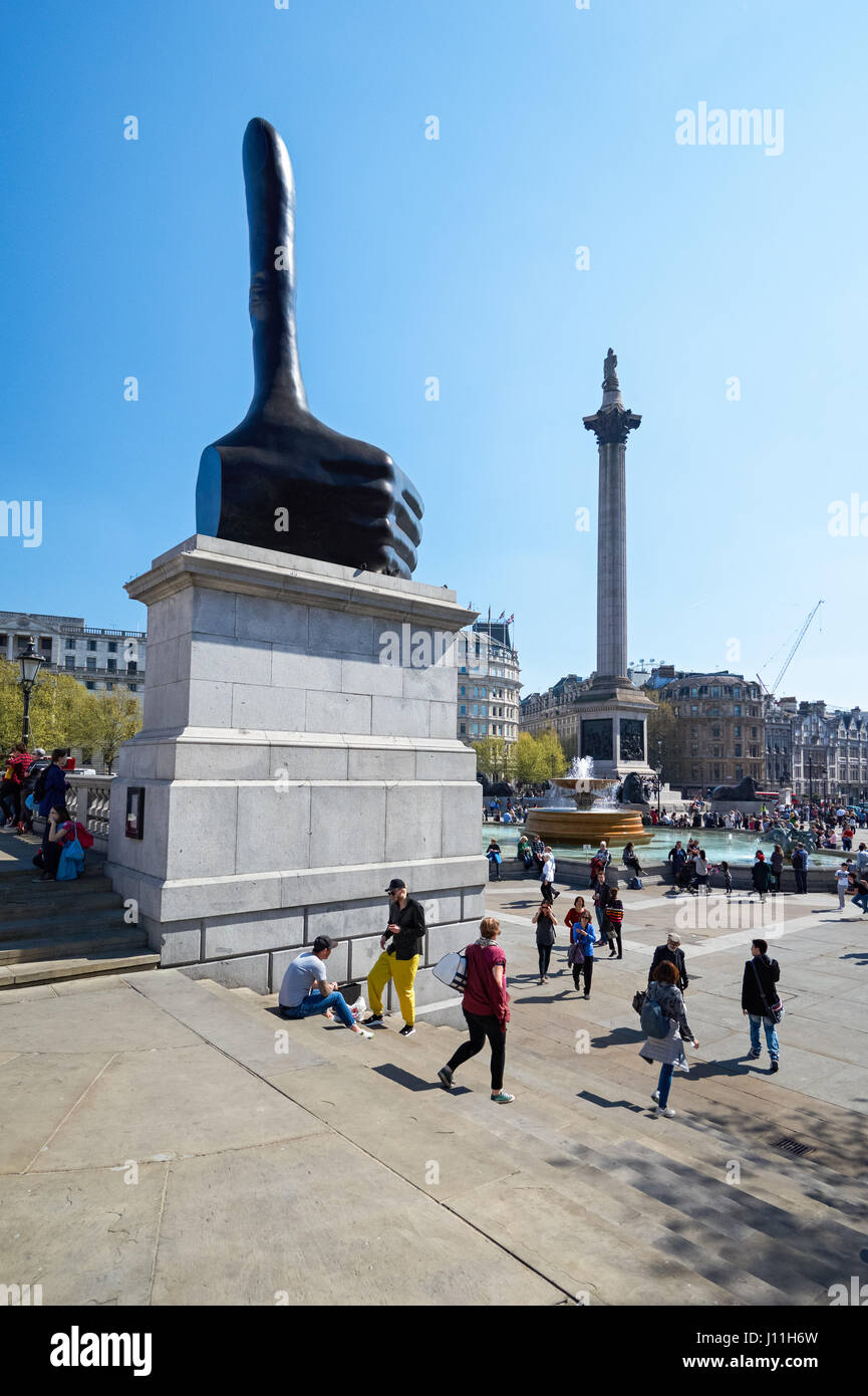 David Shrigley Skulptur am Trafalgar Square Fourth Plinth in London, England, Vereinigtes Königreich UK Stockfoto