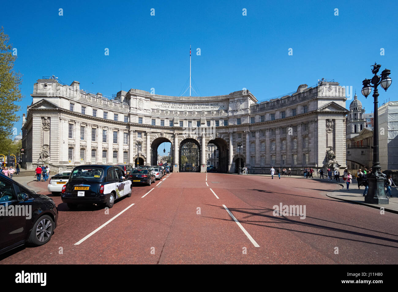 Admiralty Arch an der Mall, entworfen von Sir Aston Webb, London England Vereinigtes Königreich UK Stockfoto