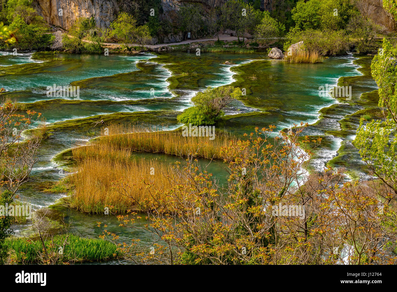 Kroatien Dalmatien Krka Nationalpark - Roski Slap - kleine Wasserfälle, genannt die Halsketten Stockfoto