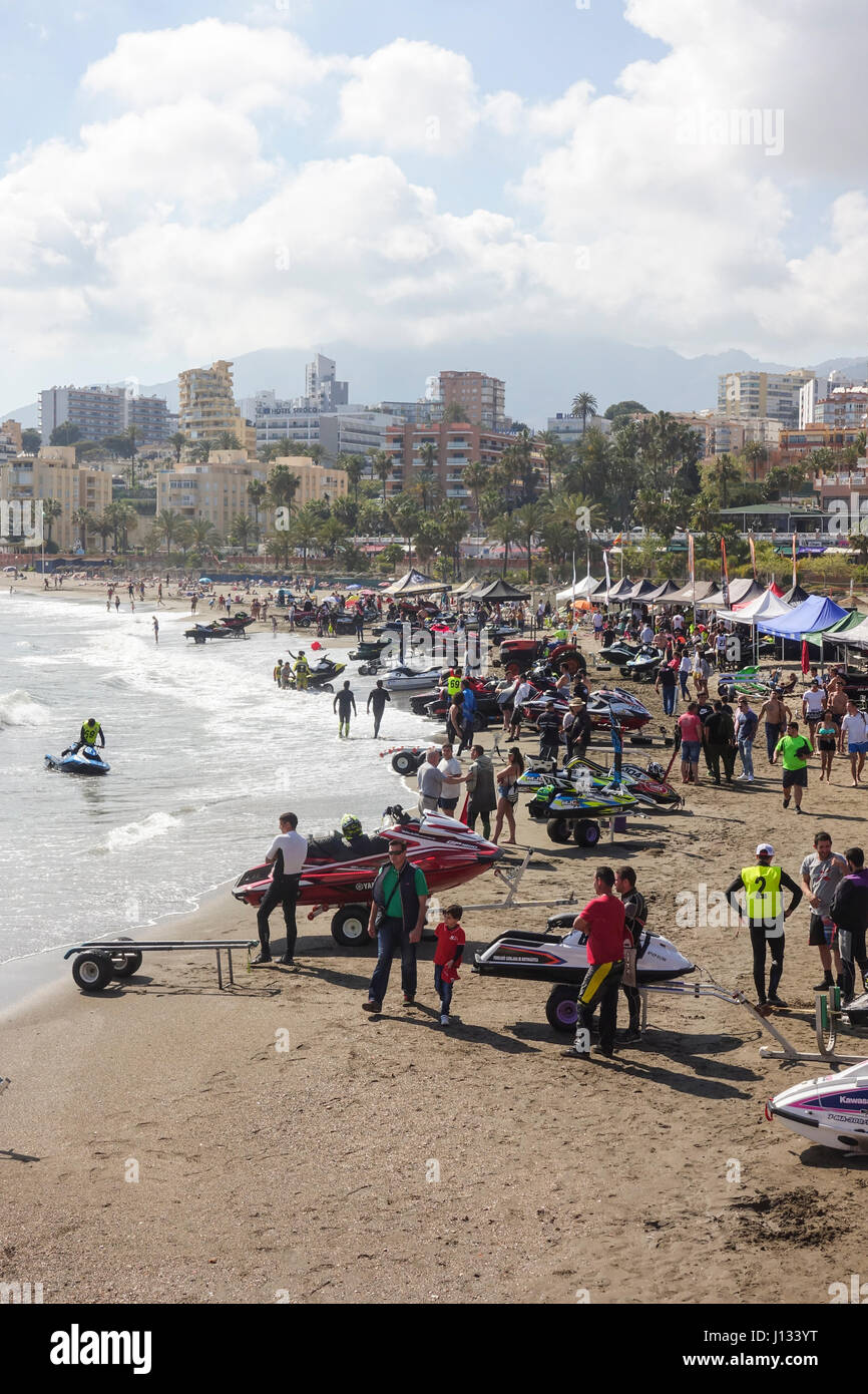 Menge am Strand von spanischen Meisterschaft 2017, Jet-Ski, Jetski, Benalmadena, Andalusien, Spanien. Stockfoto