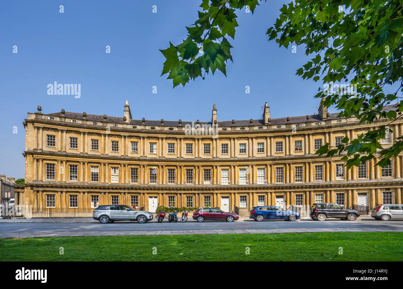 Vereinigtes Königreich, Somerset, Bad, die georgianische Architektur des Zirkus, ein runder Raum schaffen durch große Reihenhäuser mit klassischer Fassade Stockfoto