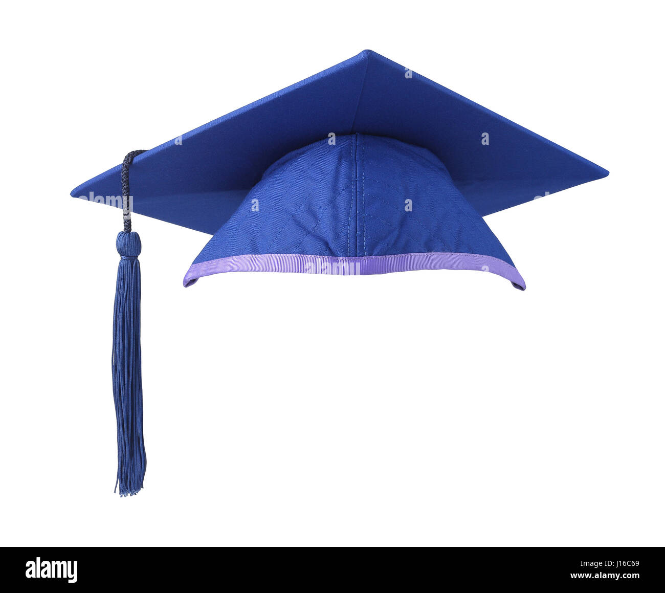 Blaue Doktorhut auf weißem Hintergrund Stockfoto