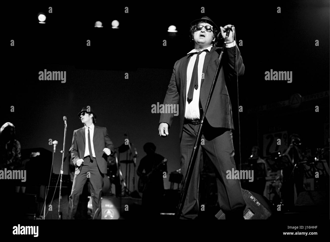 Die Blues Brothers 1980 am Turm-Theater in Philadelphia, PA bei... © mpi09 / MediaPunch Stockfoto