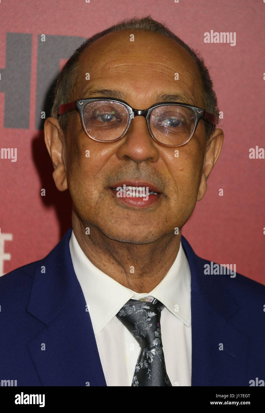 New York, New York, USA. 18. April 2017. Regisseur GEORGE C. WOLFE nimmt an der New Yorker Premiere von "The Immortal Leben von Henrietta Lacks" beim SVA Theater statt. Bildnachweis: Nancy Kaszerman/ZUMA Draht/Alamy Live-Nachrichten Stockfoto