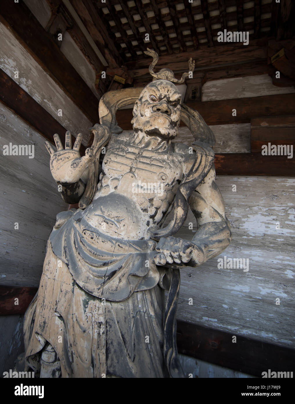 Niozou Statuen von Agyo und Ungyo innerhalb der Nio-Mon Tor buddhistischer Tempel, Kyoto, Japan Stockfoto