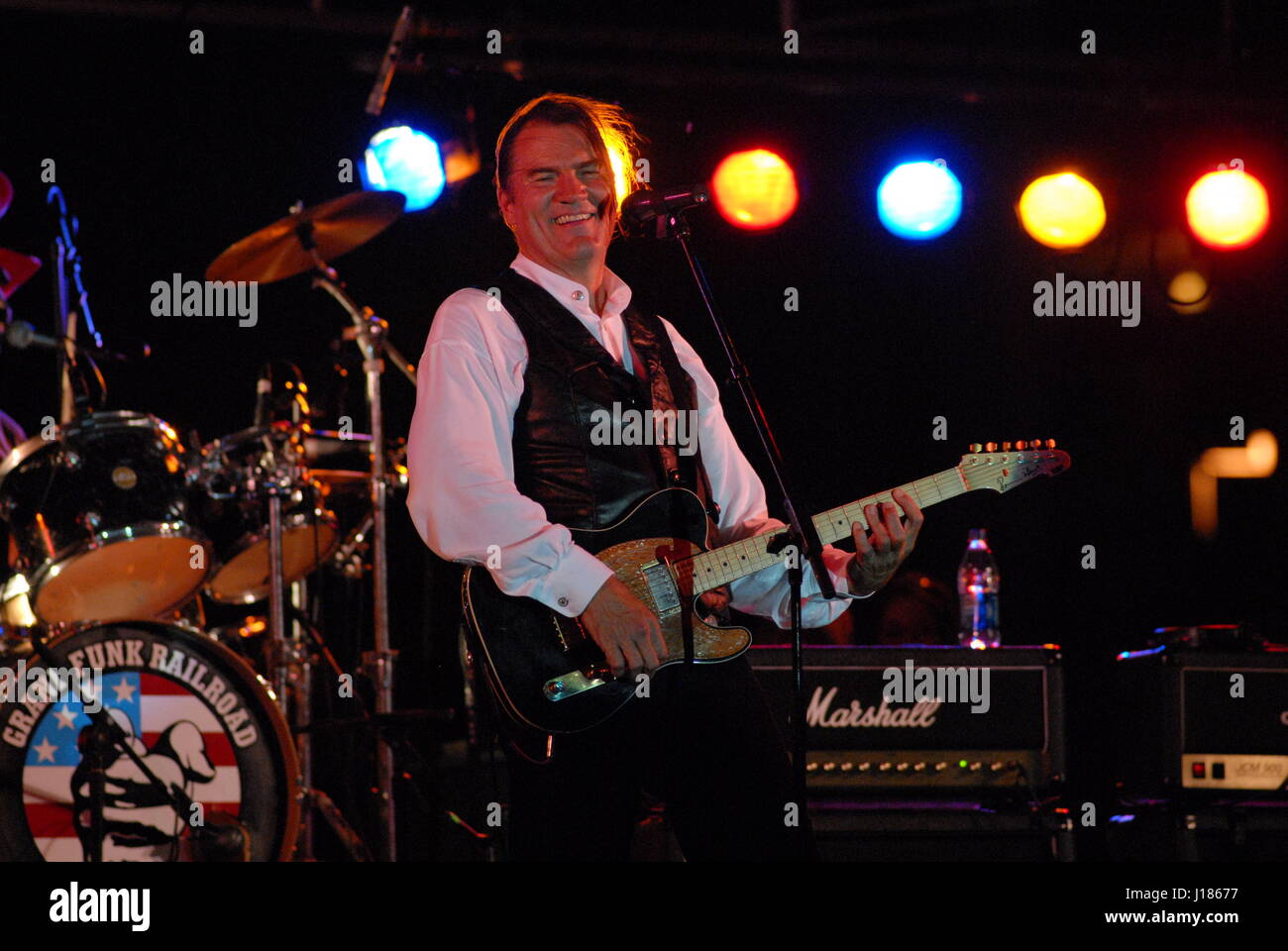 Grand Funk Railroad live auf der Bühne auf dem Pompano Seafood Festival am Strand Stockfoto