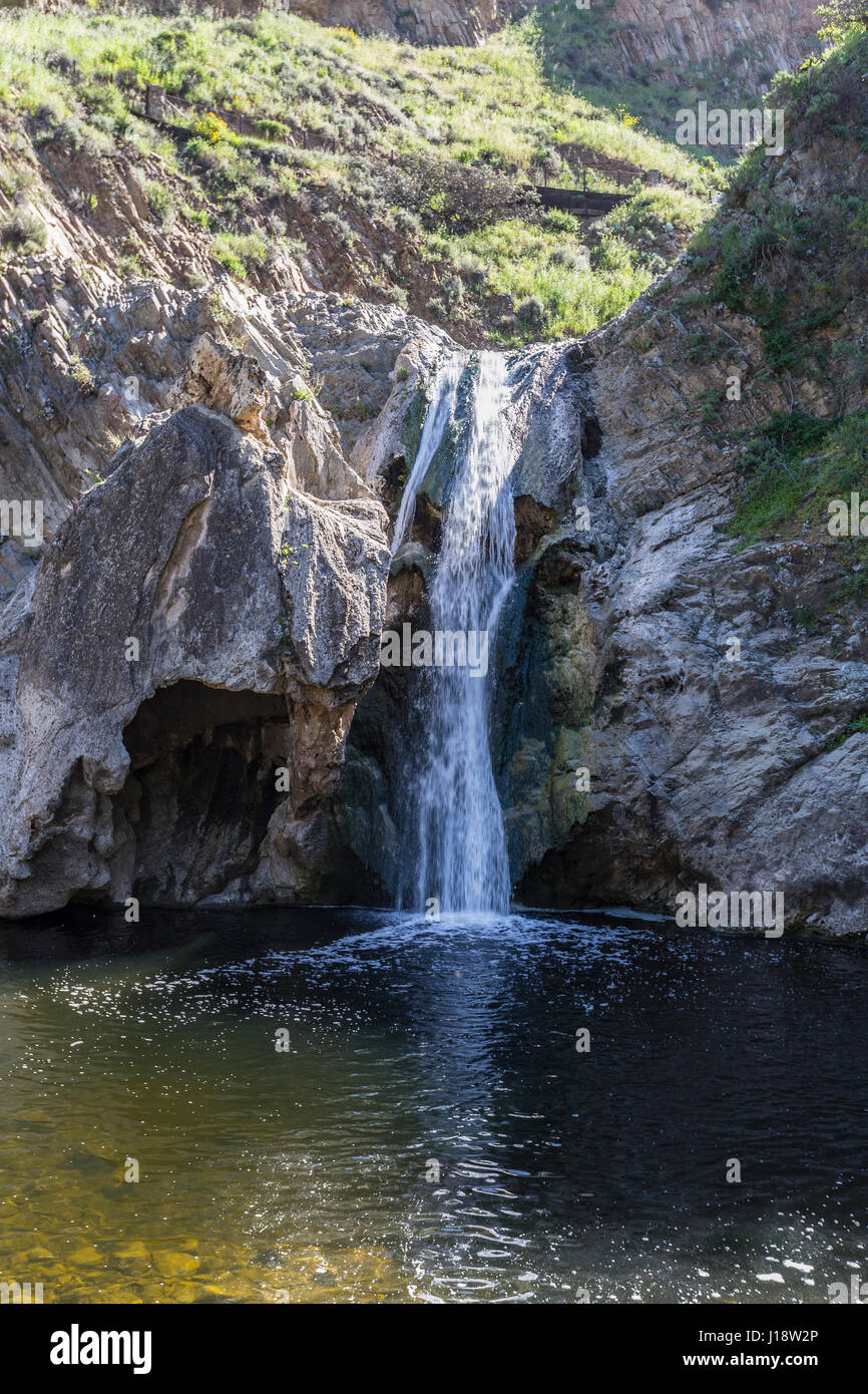 Paradies-Wasserfall im Wildwood Regional Park in Thousand Oaks, Kalifornien. Stockfoto