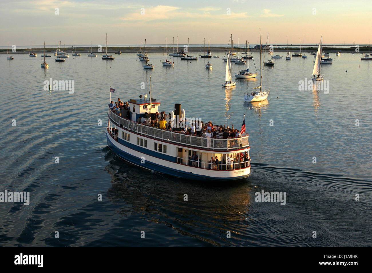 Ein Summer Jazz Kreuzfahrt auf der 'Vorsicht' in Hyannis Harbor auf Cape Cod, Massachusetts (USA) Stockfoto