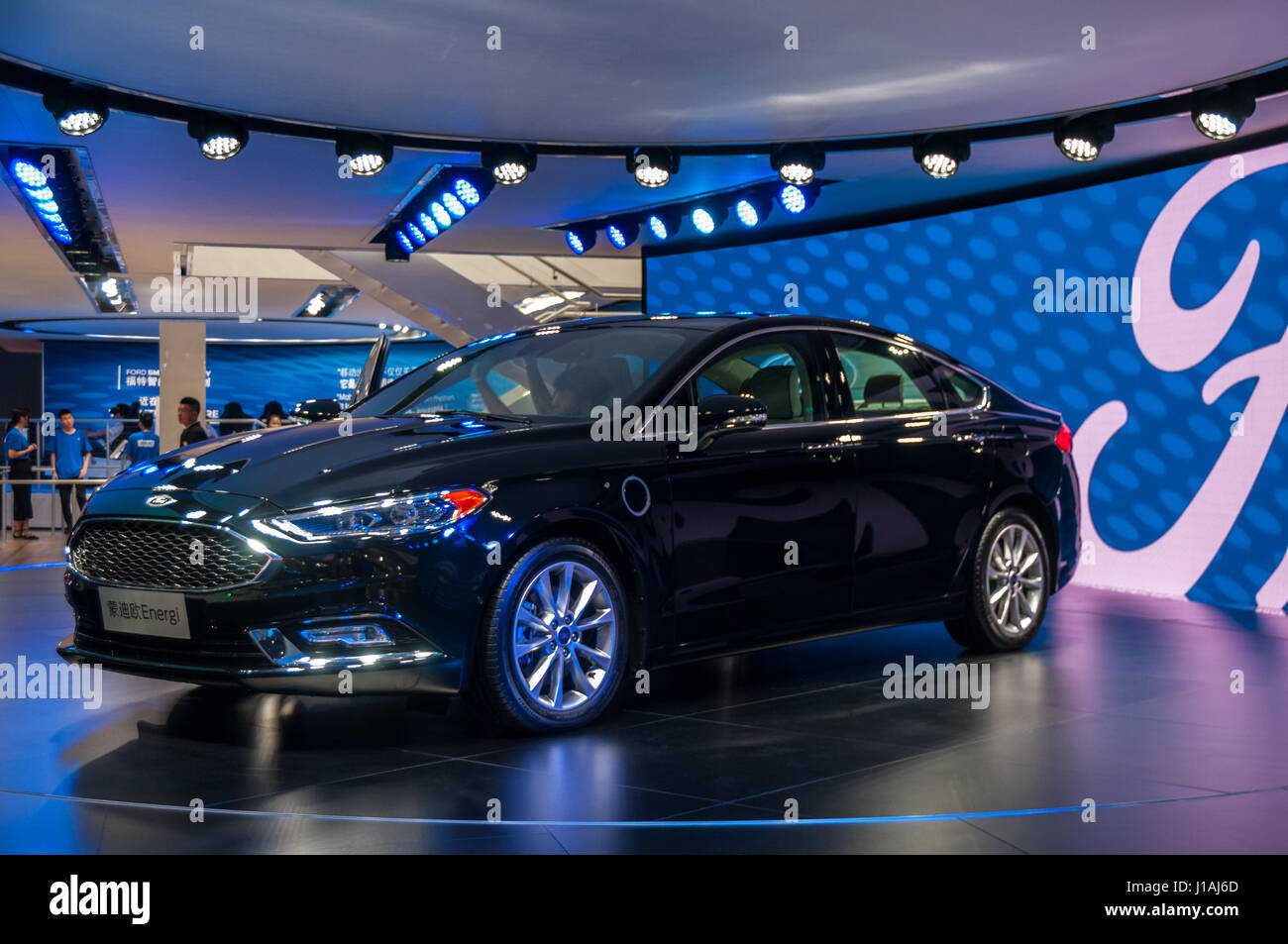 Shanghai, China. 19. April 2017. Ford Fusion basiert Energi PHEV-Plugin-Hybrid bei der 2017 Shanghai Auto Show enthüllt. Bildnachweis: Mark Andrews/Alamy Live-Nachrichten Stockfoto