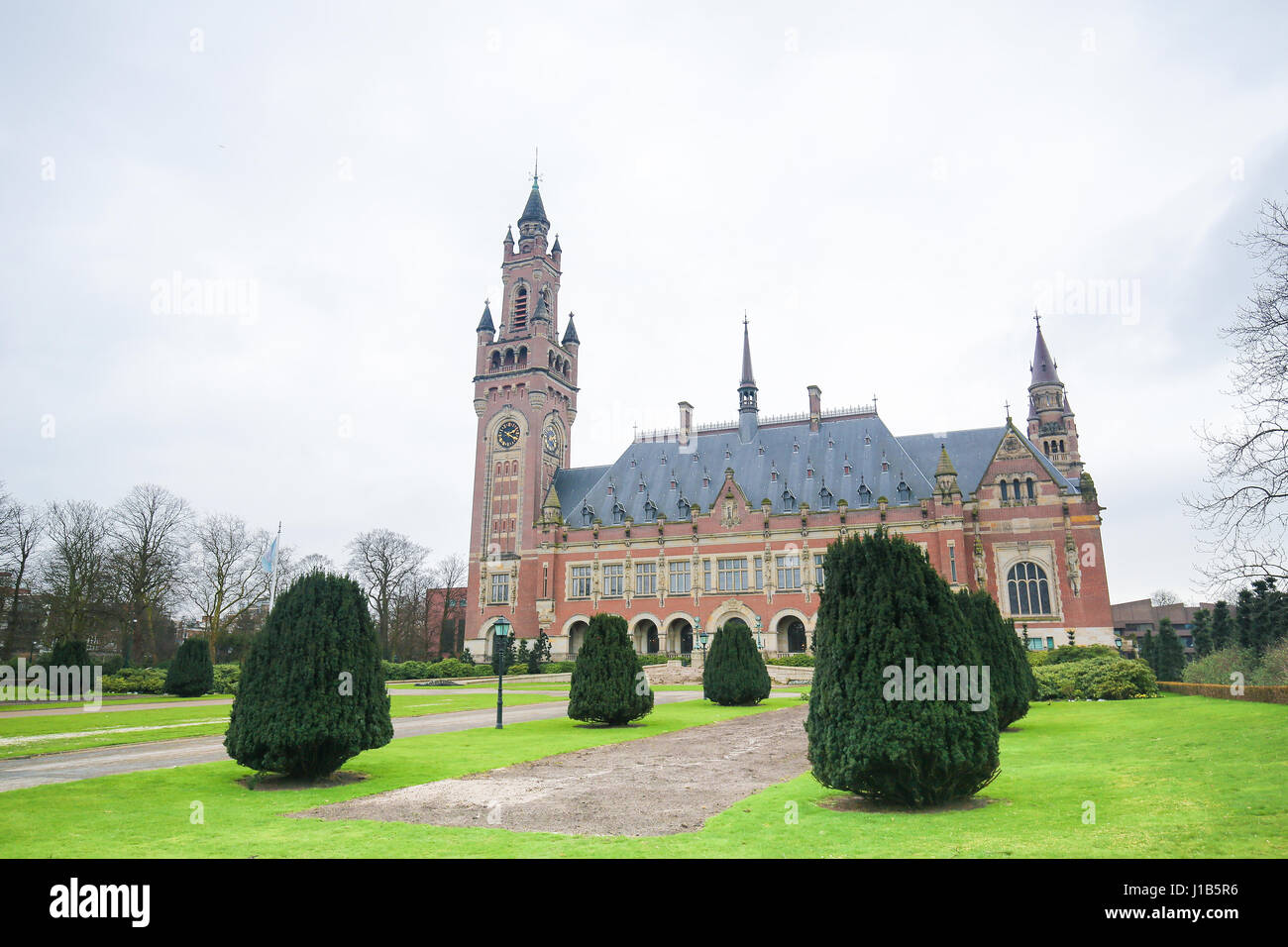 Der Friedenspalast ist ein internationales Recht Gebäude in den Haag, Niederlande. Freuen Sie sich auf den internationalen Gerichtshof, ständiger Gerichtshof der Stockfoto