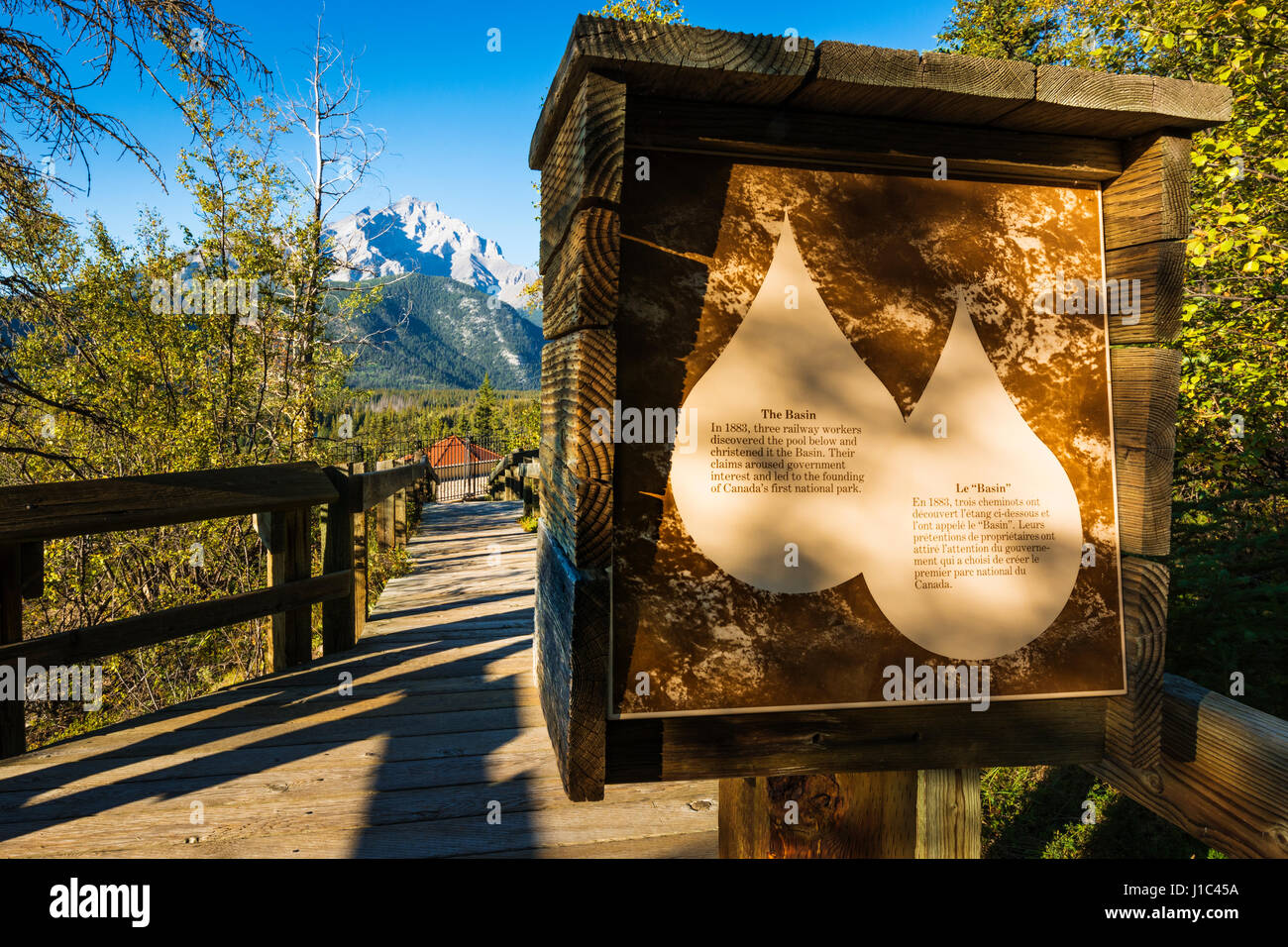 Interpretierende Zeichen, Höhle und Basin National Historic Site, Banff Nationalpark, Alberta, Kanada Stockfoto