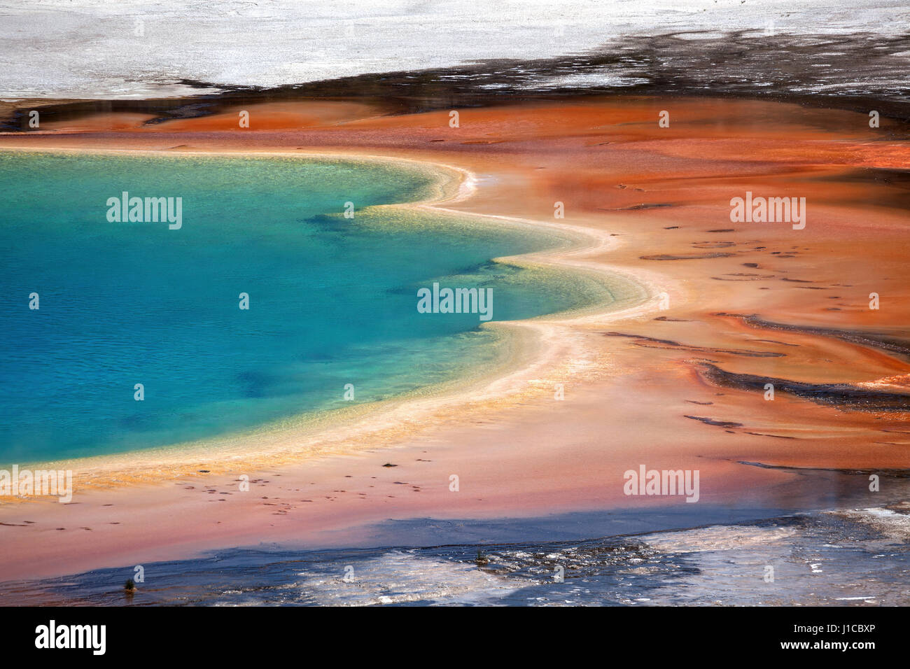 Mineralische Ablagerungen, Grand Bildobjekte Frühling, Midway Geyser Basin, Yellowstone-Nationalpark, Wyoming, USA Stockfoto