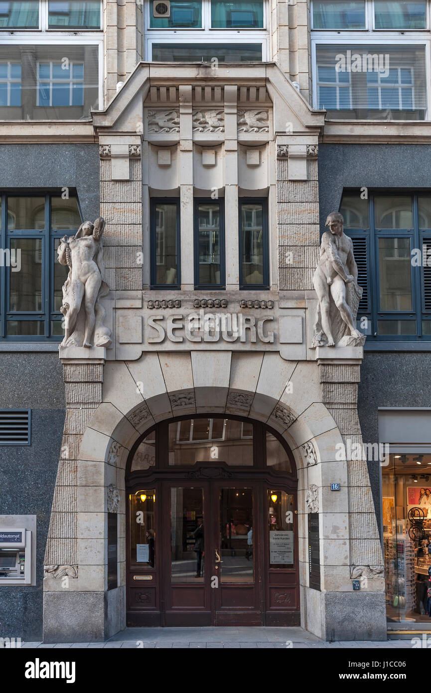 Portal-Kontor bauen Seeburg, Eingang Portal, Spitalerstraße, Hamburg, Deutschland Stockfoto