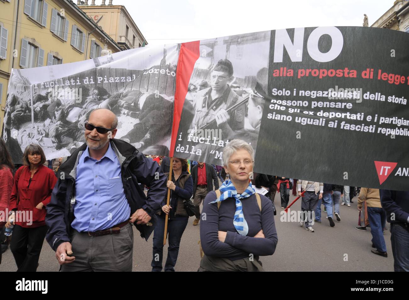 Am 25. April wird jährlich in ganz Italien mit festen und Demonstrationen zu erinnern, die Befreiung vom Nazi-Faschismus gefeiert. Stockfoto