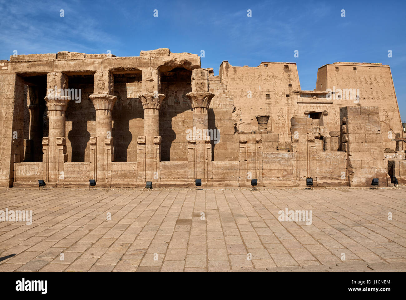 Die Mammisi (Haus der Fostress) im Tempel von Edfu, Ägypten, Afrika Stockfoto