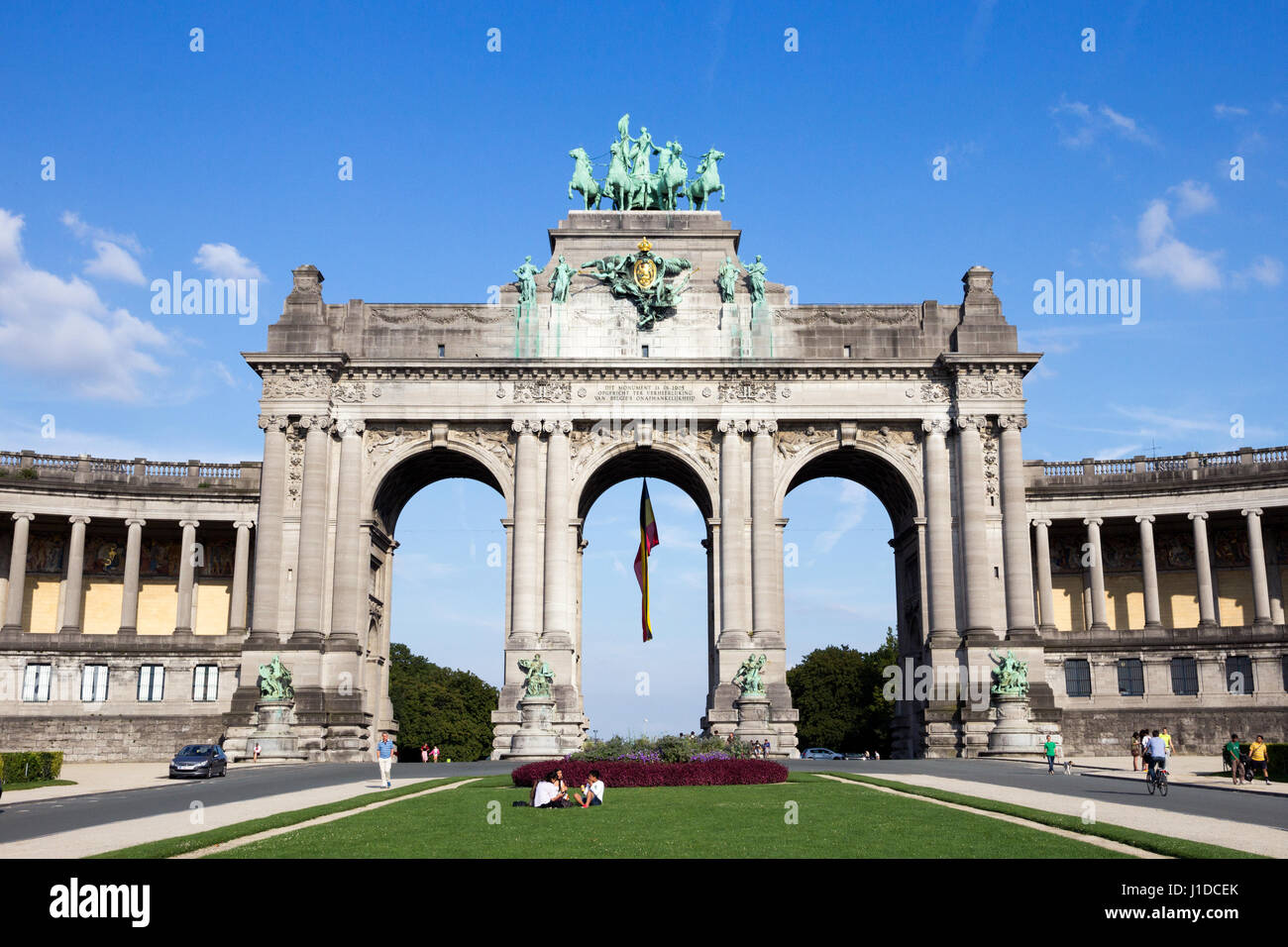 Brüssel, Belgien - 30. Juli 2014: Triumphbogen in der Parc du Cinquantenaire, Brüssel, Belgien Stockfoto
