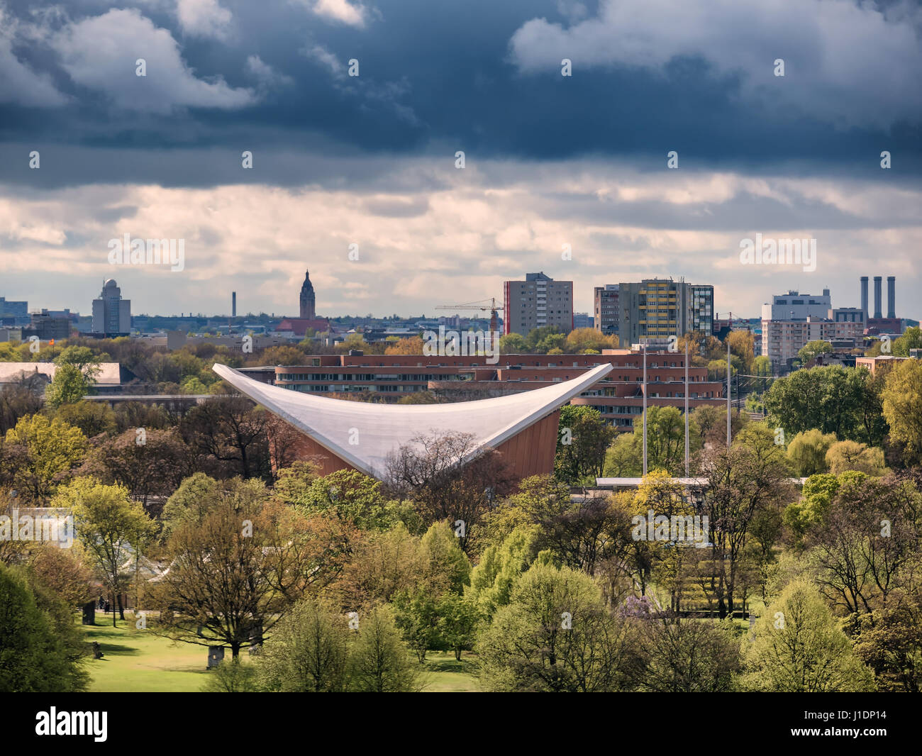 Haus der Kulturen in Tiergarten Berlin, Deutschland Stockfoto Haus der Kulturen in Tiergarten Berlin, Deutschland Stockfoto