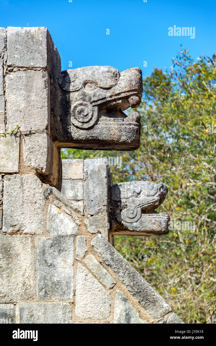 Plattform der Adler und Jaguare in Chichen Itza, Mexiko Stockfoto