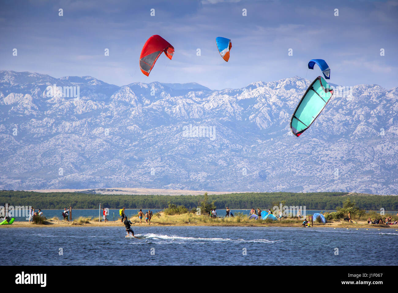 Kiteboarding Kitesurfen Extremsport in Nin Kroatien Stockfoto