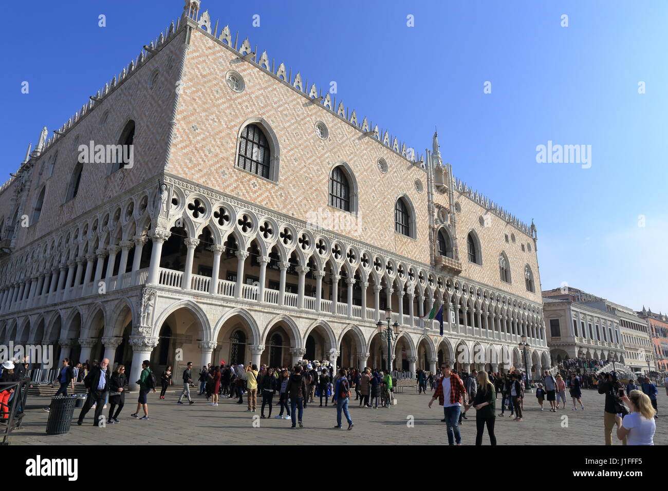 Markusplatz entfernt. Dogenpalast-Palast, Palazzo Ducale, Venedig, Italien Stockfoto