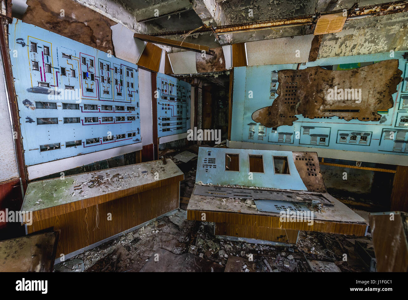 Kontrollraum Im Zentrum Gebaude Des Sowjetischen Duga Radar Kommandosystem In Chernobyl 2 Militarbasis Tschernobyl Zone Der Entfremdung In Der Ukraine Stockfotografie Alamy