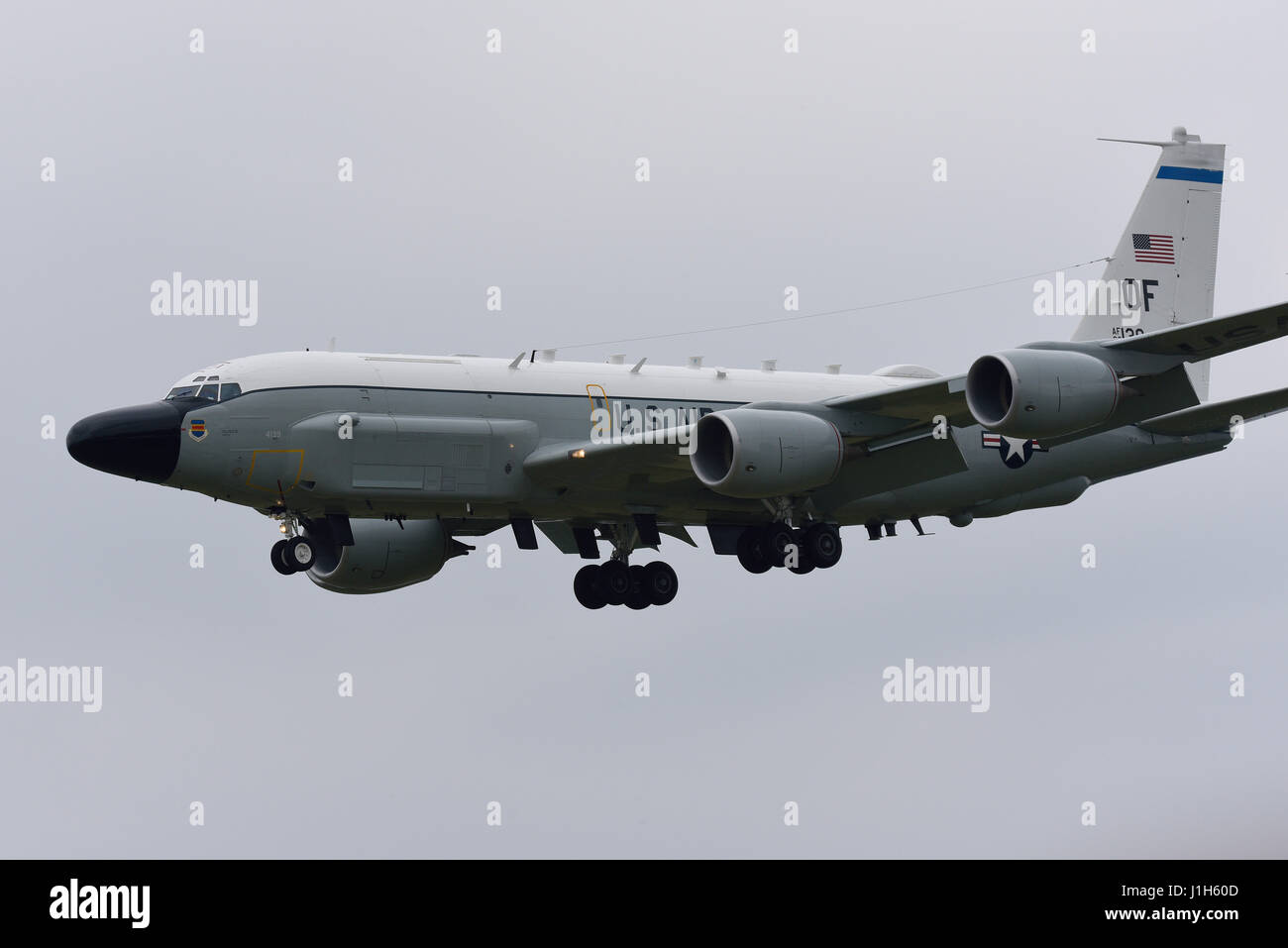 Boeing RC-135W Rivet Joint SIGINT Plattform - Signal Intelligence - "Spy Plane" basierend auf der Offutt Air Force Base, Nebraska, gesehen hier bei RAF Mildenhall Stockfoto