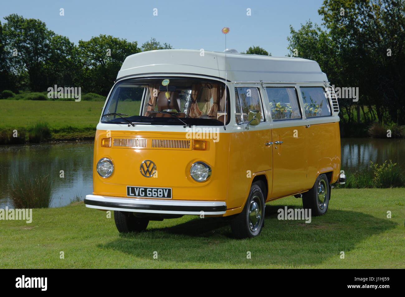 Vw Bus Type 2 Stockfotos Vw Bus Type 2 Bilder Alamy