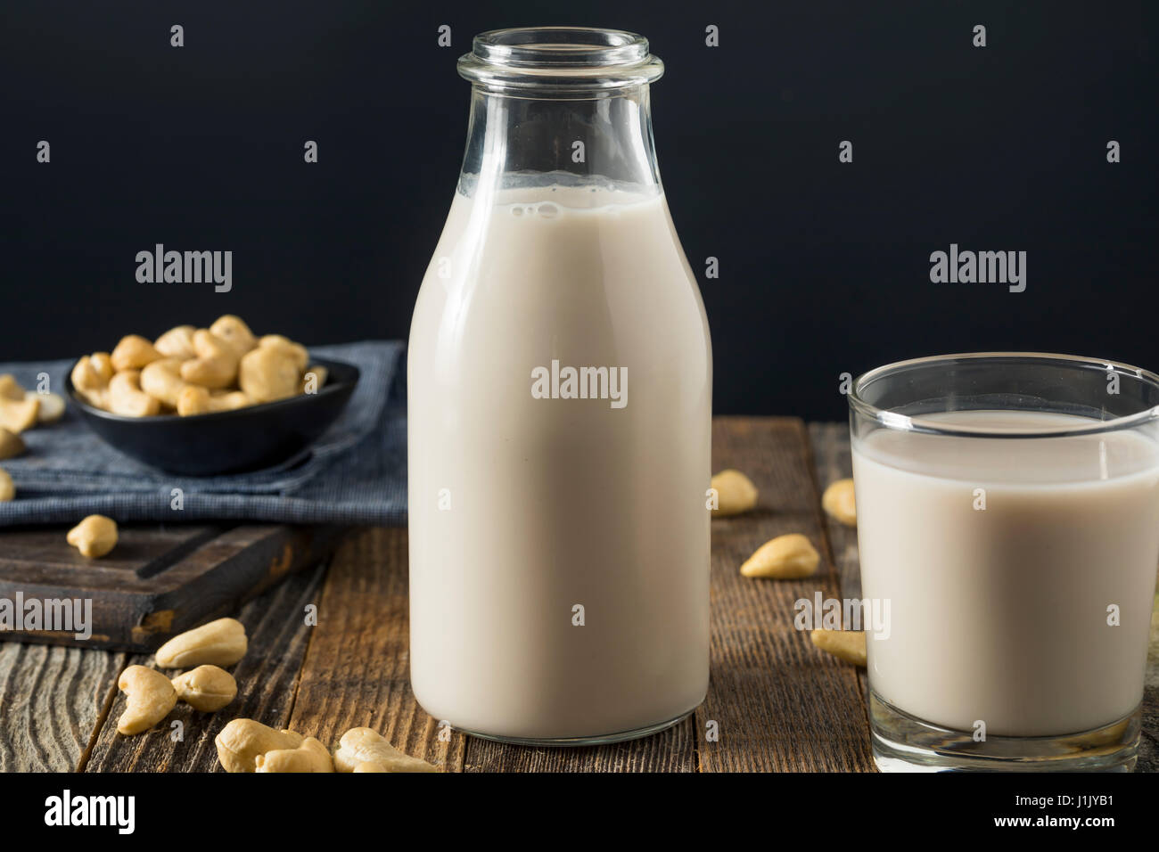 Gesunde Bio Cashew Milch Milchprodukte kostenlose Alternative Stockfoto