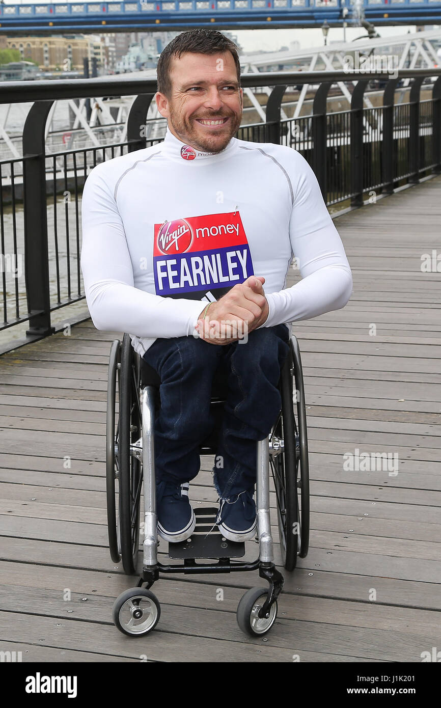 London, UK. 21. April 2017. Kurt Fearnley (Australien). Photocall mit London-Marathon Elite Para Athleten am World Para Leichtathletik Marathon World Cup teilnehmen. Bildnachweis: Dinendra Haria/Alamy Live-Nachrichten Stockfoto