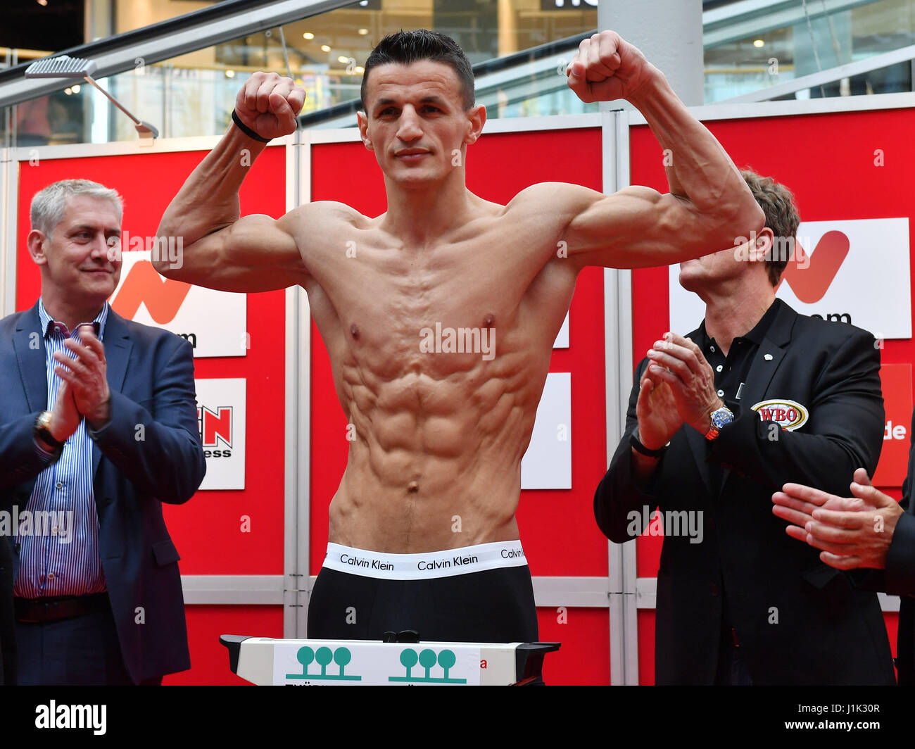 Robin krasniqi -Fotos und -Bildmaterial in hoher Auflösung – Alamy