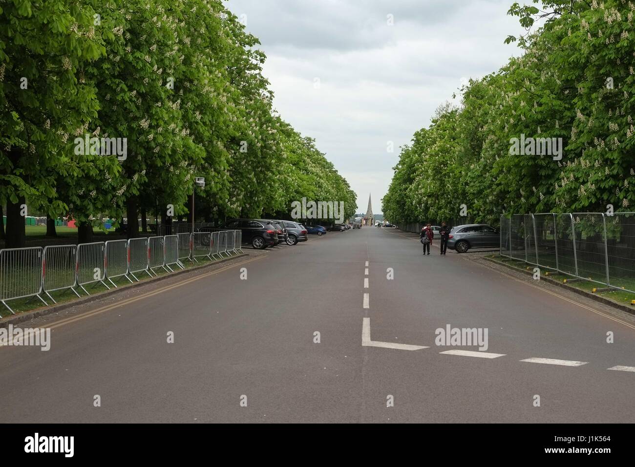 London, UK. 21. April 2017. Vorbereitungen für dieses Sonntags-London-Marathon auf Blackheath und Greenwich Park, Süd-Ost-London. Kredit: Claire Doherty/Alamy Live News Stockfoto