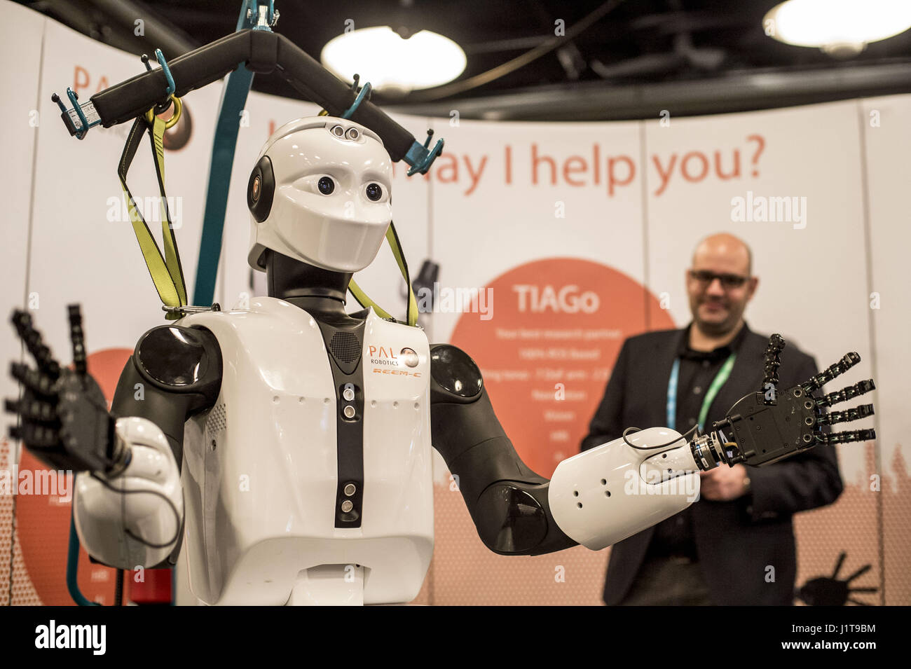 PAL-Robotik hat Show ein Laufroboter beim European Robotics Forum in Edinburgh.  Mitwirkende: Walking Robot wo: Edinburgh, Vereinigtes Königreich bei: Kredit-22. März 2017: Euan Cherry/WENN.com Stockfoto