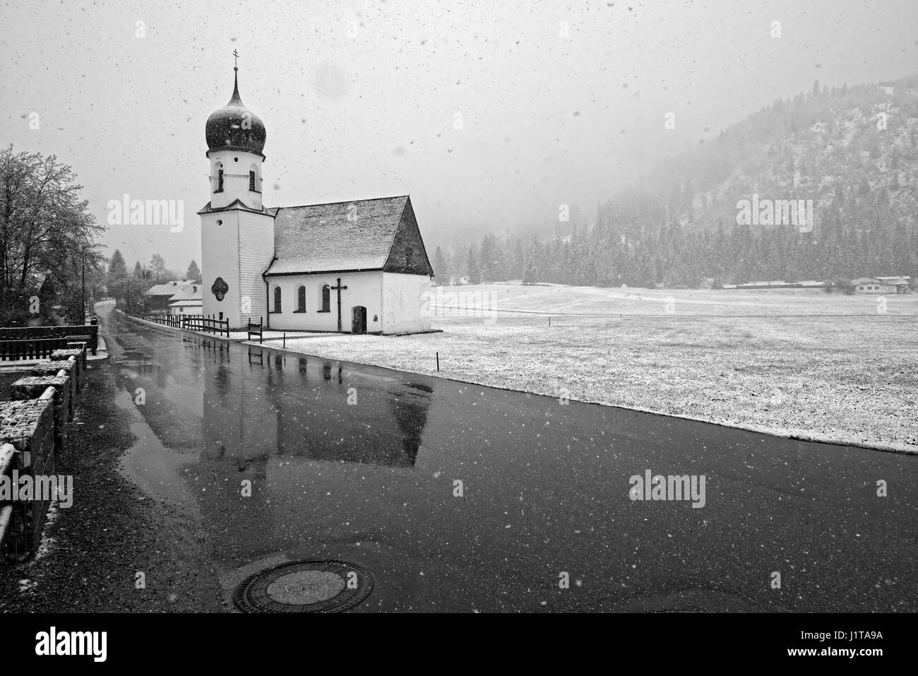 Tanheimer Tal, Kirche in Österreich.Naturschutzgebiet Vilsalpsee in Den Österreichischen Alpen.Bundesland Tirol, Bezirk Reutte Stockfoto