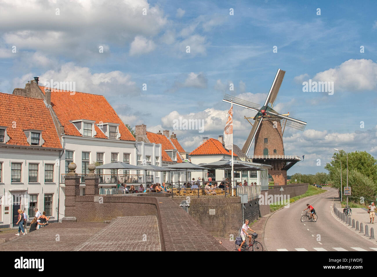 Sommer in mittelalterlichen holländischen Dorf Wijk Bij Duurstede Stockfoto