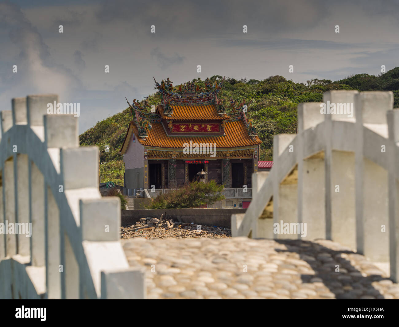 Shimen, Taiwan - 3. Oktober 2016: Ein Tempel in Shimen Art Stone, an der nördlichen Küste von Taiwan Stockfoto