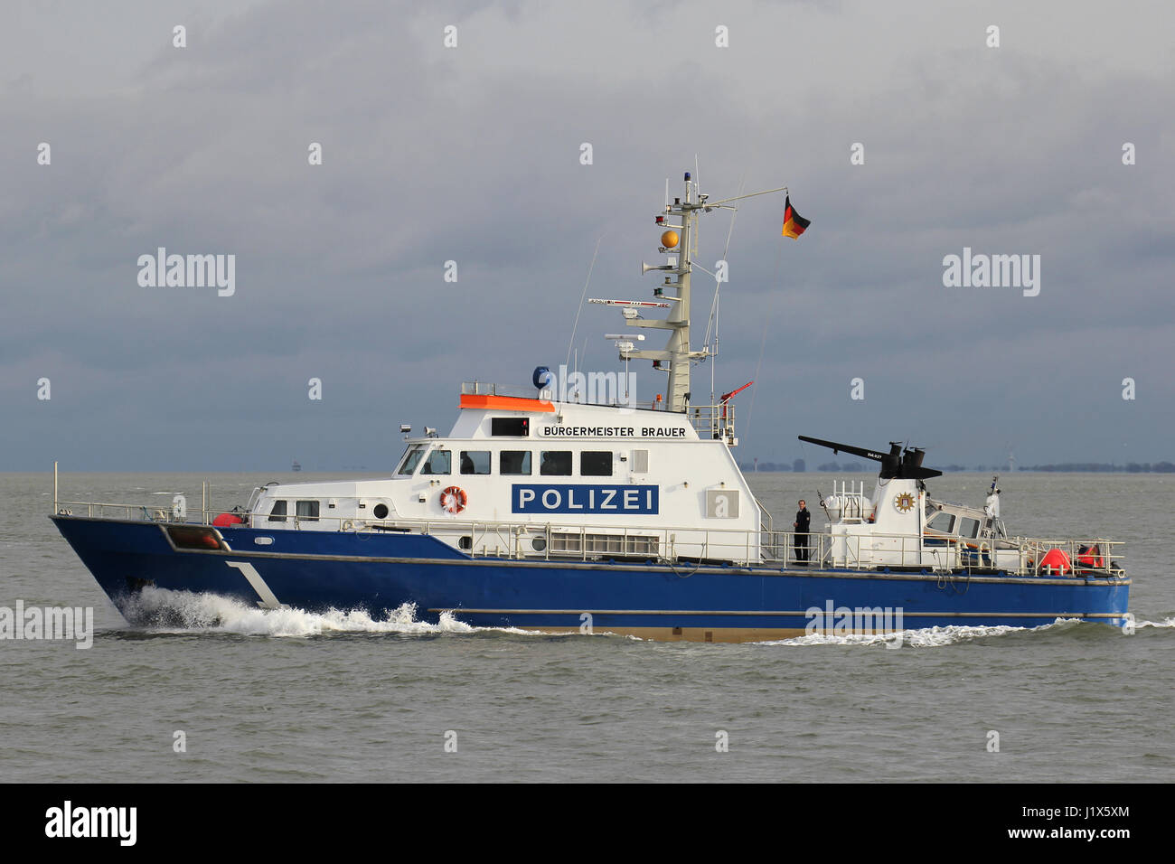 Küste Patrouillenboot BURGERMEISTER BRAUER der Polizei Hamburg an der Elbe. Stockfoto